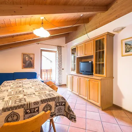 Cesa Crepa Neigra Apartmán Canazei